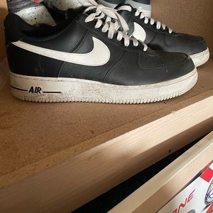 nikes 11.5 good condition